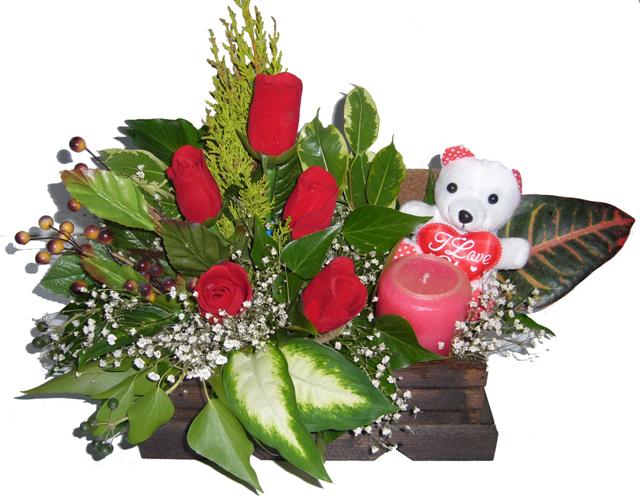 5 adet g�l , mum ve I love you yazili ayicik sepet