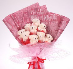 9 adet pelu� ay�dan g�rsel buket