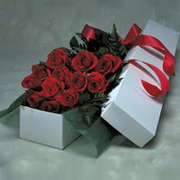  Ankara online çiçek gönderme sipariş  11 adet gülden kutu