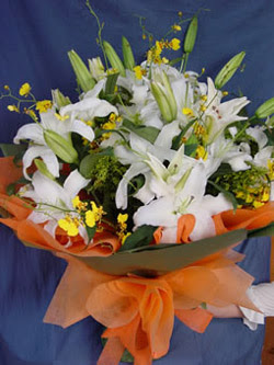  Ankara internetten çiçek satışı  5 ADET KAZABLANKA BUKETI KALITEDEN SASMAYANLARA