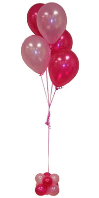 Sevdiklerinize 17 adet uçan balon demeti yollayin.  Ankara demetevler çiçekçi mağazası 
