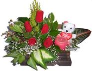 5 adet g�l , mum ve I love you yazili ayicik sepet