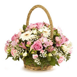  Ankara online çiçek gönderme sipariş  Gül ve gerberalardan çiçek aranjmani