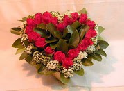  demetevler çiçek yolla Ankara çiçekçiler  Kalp seklinde hazirlanmis gül tanzimi