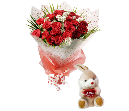 10 adet kirmizi gül ve hediye pelus oyuncak  Ankara uluslararası çiçek gönderme 