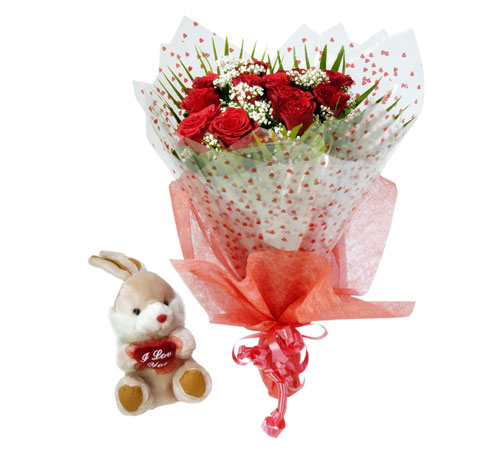 10 adet kirmizi gül buketi ve hediye oyuncak  Ankara ucuz çiçek gönder çiçek mağazası , çiçekçi adresleri 