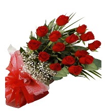 15 kırmızı gül buketi sevgiliye özel  Ankara çiçek gönderme sitemiz güvenlidir 