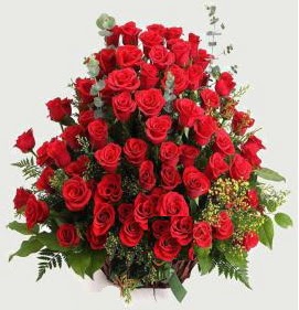 Kız isteme söz nişan çiçek sepeti 101 gül  Ankara çiçek gönderme sitemiz güvenlidir 