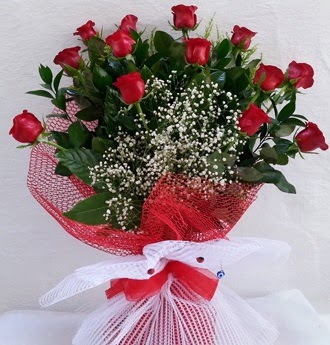 Kız isteme çiçeği buketi 13 adet kırmızı gül  Demetevler Ankara İnternetten çiçek siparişi 