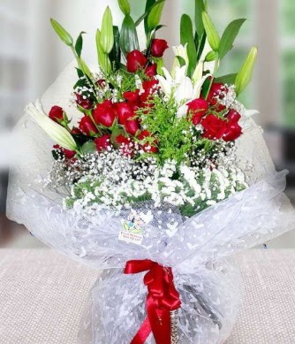 Kız isteme buketi lilyum gül  Ankara demet çiçek gönderme 