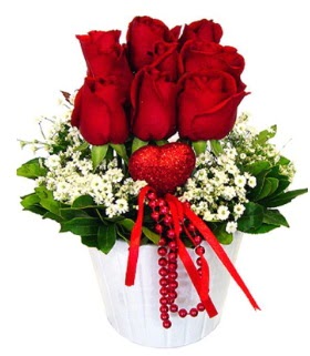 9 kırmızı gül seramik ve kalp çubuk  Ankara demet çiçek gönderme 