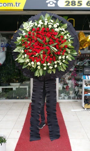 Cenaze çiçeği cenaze çelengi çiçek modeli  Demetevler Ankara İnternetten çiçek siparişi 