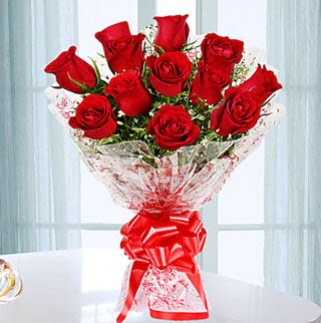 11 adet kırmızı gülden görsel şık buket  demetevler çiçekçi Ankara ucuz çiçek gönder 