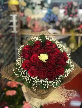 21 adet gül söz nişan çiçeği  Ankara çiçek gönderme sitemiz güvenlidir  